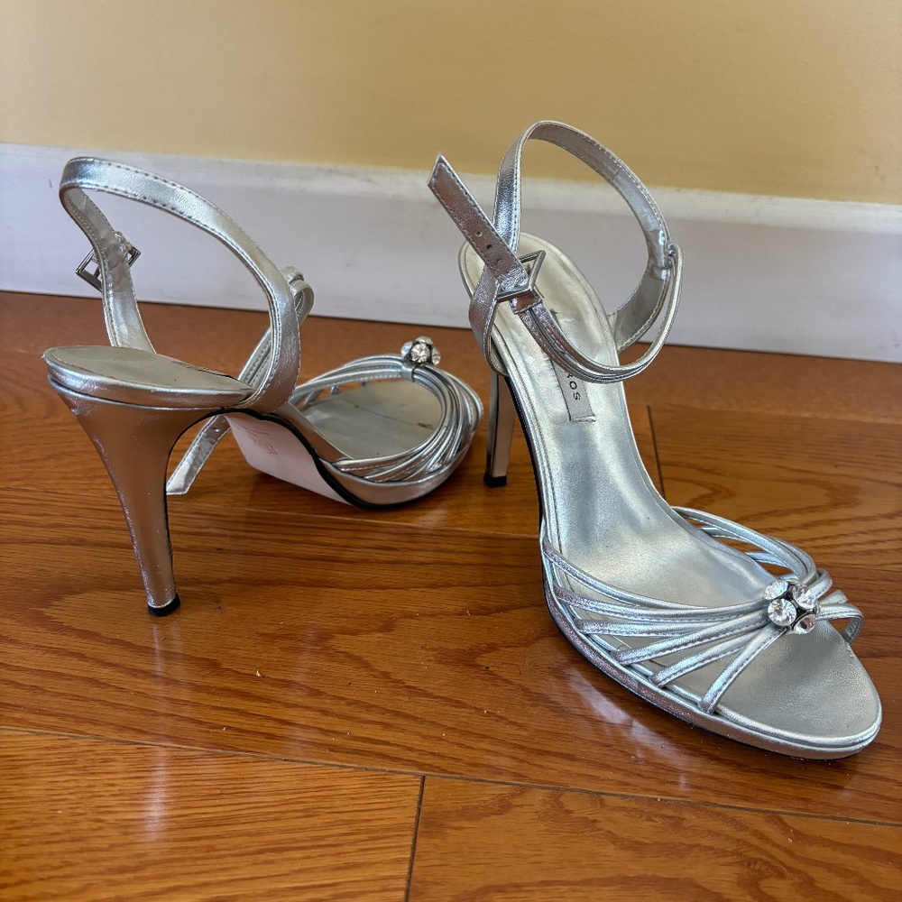 Womens sandals